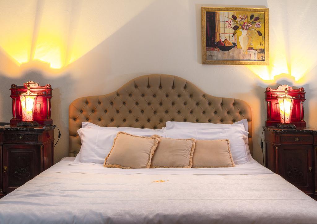 Dimora I Manichei Hotel มอนฟอร์เต ดิ อัลบา ภายนอก รูปภาพ